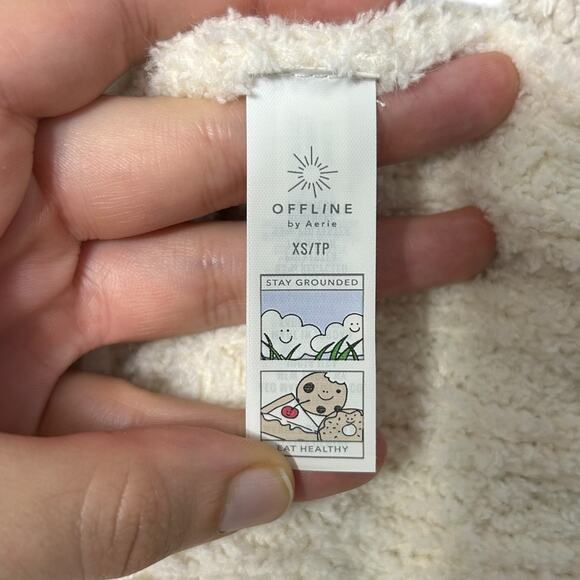 Offline By Aerie Marshmallow Moves Chevron Sweater NWT Women's Sz XS Relaxed Fit - Picture 5 of 6